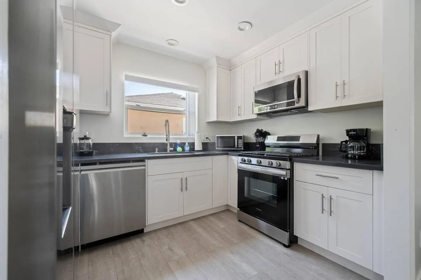 Serene Home In Central Burbank 0*,  United States